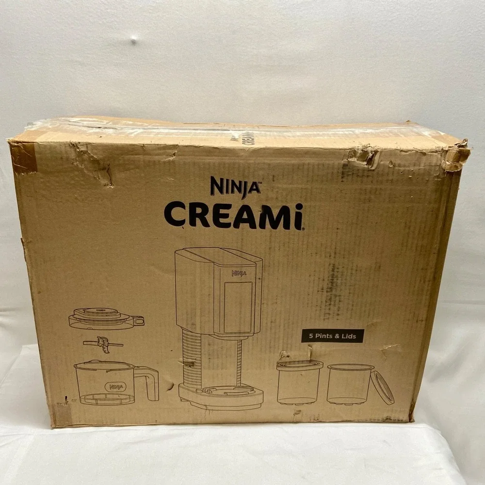 Ninja Creami Ice Cream Maker NC301 Cloud Incl. 5 Pints + Lids Silver New Opn Bx